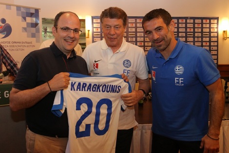 Η λουξ cola plus ‘n light χορηγός στο Legends 2004 vs Inter Forever